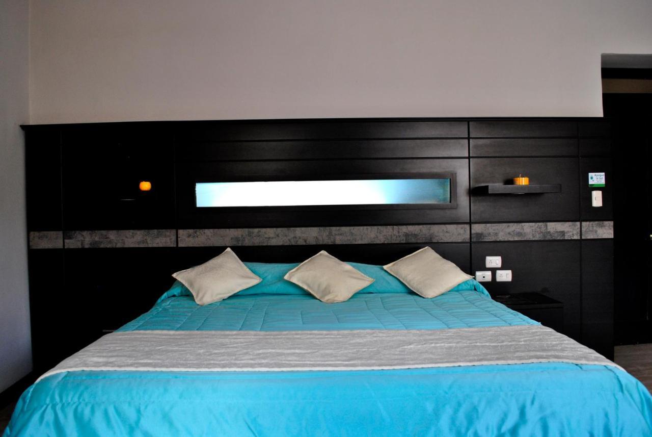 Hotel Majestic 2 By Hhg Cuenca Buitenkant foto