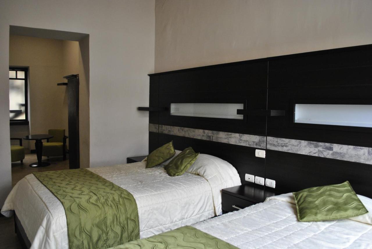 Hotel Majestic 2 By Hhg Cuenca Buitenkant foto