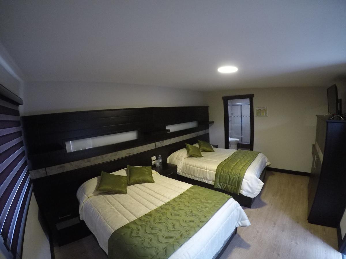 Hotel Majestic 2 By Hhg Cuenca Buitenkant foto