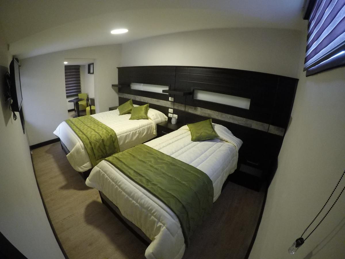 Hotel Majestic 2 By Hhg Cuenca Buitenkant foto