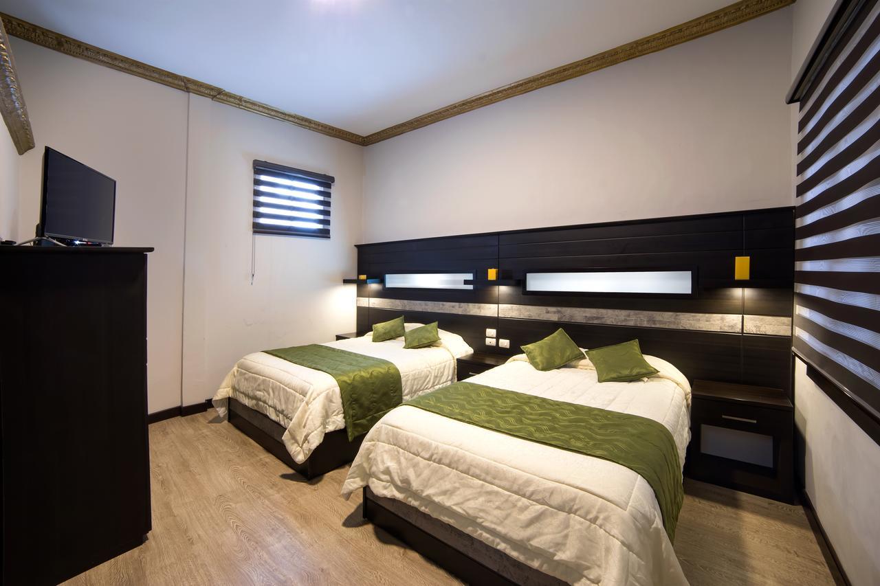 Hotel Majestic 2 By Hhg Cuenca Buitenkant foto