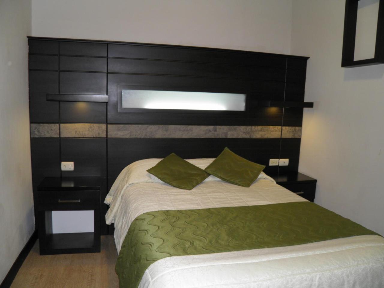 Hotel Majestic 2 By Hhg Cuenca Buitenkant foto